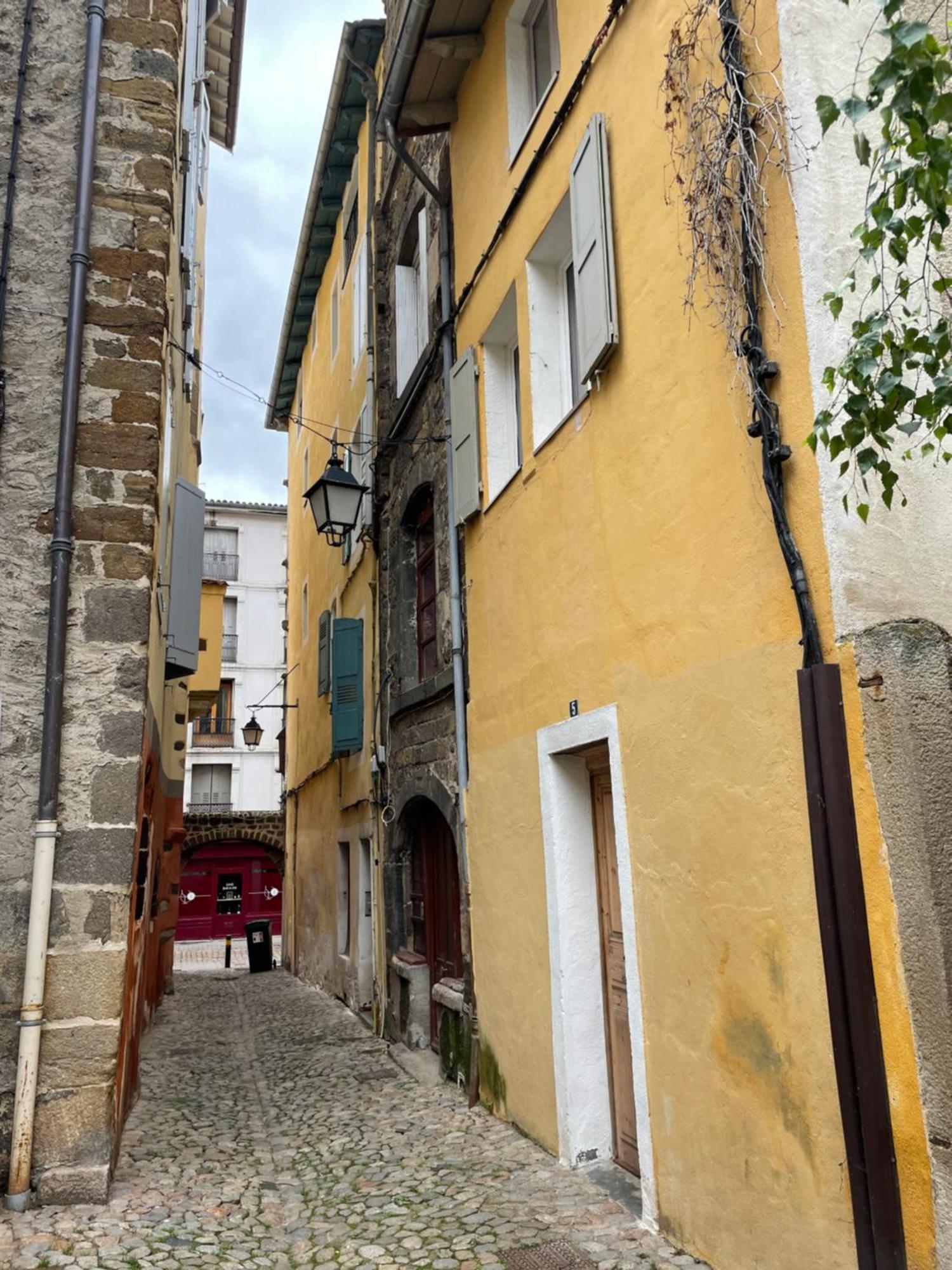 Nouveau- Maison De Avec Apartment *